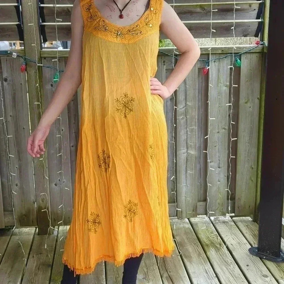 Sundress - Picture 1 of 7